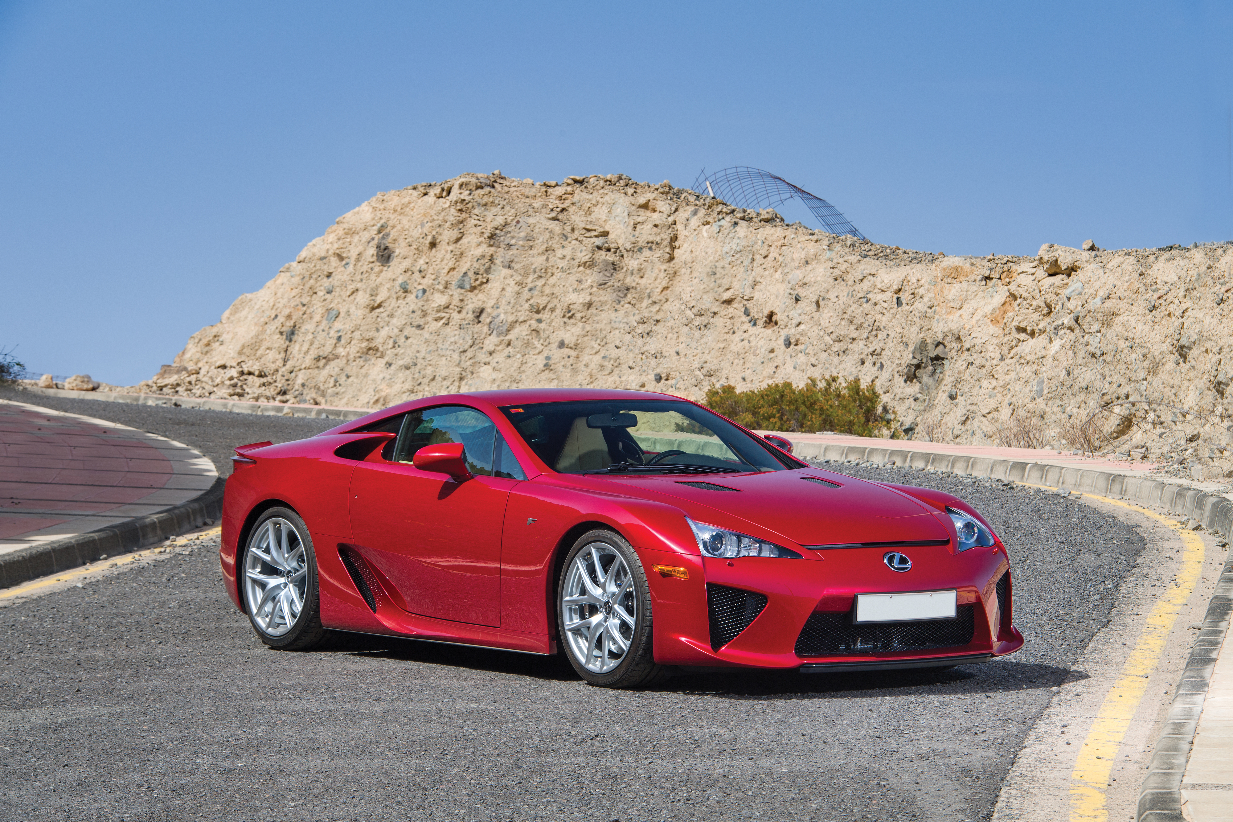 2011 Lexus LFA Base | Hagerty Valuation Tools